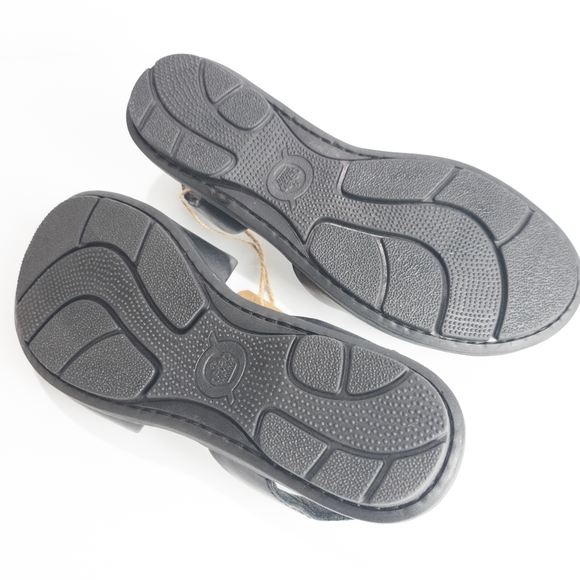 Born Trang Sandals -6 - Picture 4 of 6